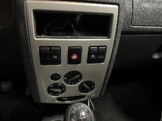 Dacia Logan Logan MCV I (KS) Combi 1.6 (K7M-710) [64kW]  (02-2007/06-2013) picture 12