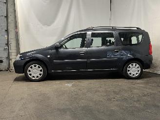 Dacia Logan Logan MCV I (KS) Combi 1.6 (K7M-710) [64kW]  (02-2007/06-2013) picture 4