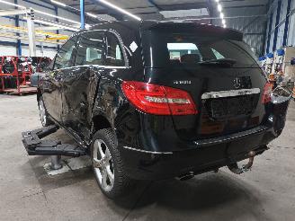 Mercedes B-klasse B (W246/W242) Hatchback 1.6 B-180 BlueEFFICIENCY Turbo 16V (M270.910) =
[90kW]  (11-2011/12-2018) picture 4
