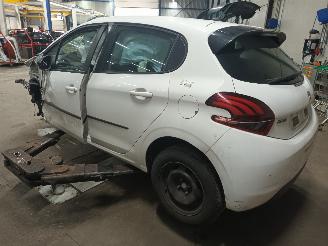 Peugeot 208 208 I (CA/CC/CK/CL) Hatchback 1.2 Vti 12V PureTech 82 (EB2F(HMZ)) [60k=
W]  (03-2012/12-2019) picture 4