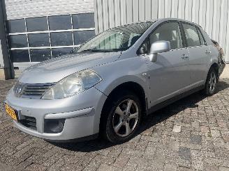 Nissan Tiida Tiida (C11X) Hatchback 1.6 16V (HR16DE) [81kW]  (09-2007/12-2011) picture 3