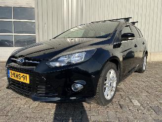 Avarii autoturisme Ford Focus Focus 3 Wagon Combi 1.0 Ti-VCT EcoBoost 12V 125 (M1DA(Euro 5)) [92kW] =
 (02-2012/05-2018) 2013/4