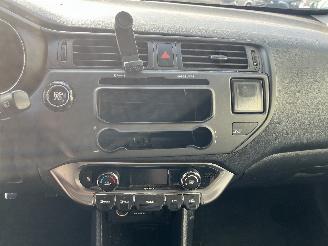 Kia Rio Rio III (UB) Hatchback 1.1 CRDi VGT 12V (D3FA) [55kW]  (09-2011/12-201=
7) picture 22