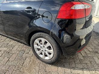Kia Rio Rio III (UB) Hatchback 1.1 CRDi VGT 12V (D3FA) [55kW]  (09-2011/12-201=
7) picture 12
