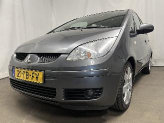 Voiture accidenté Mitsubishi Colt Colt (Z2/Z3) Hatchback 1.3 16V (4A90) [70kW]  (06-2004/06-2012) 2006/6