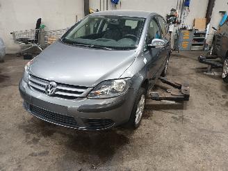 rozbiórka samochody osobowe Volkswagen Golf Golf Plus (5M1/1KP) MPV 1.6 FSI 16V (BLF(Euro 4)) [85kW]  (12-2004/05-=
2008) 2005/5