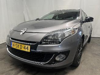 Schadeauto Renault Mégane Megane III Grandtour (KZ) Combi 5-drs 1.2 16V TCE 115 (H5F-400(H5F-A4)=
) [85kW]  (03-2012/02-2016) 2013/10