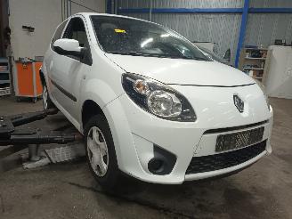 Renault Twingo Twingo II (CN) Hatchback 3-drs 1.5 dCi 90 FAP (K9K-820(K9K-P8)) [63kW]=
  (10-2010/09-2014) picture 2