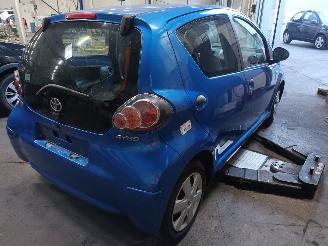 Toyota Aygo Aygo (B10) Hatchback 1.0 12V VVT-i (1KR-FE) [50kW]  (07-2005/05-2014) picture 3