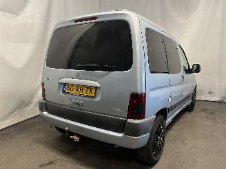 Peugeot Partner Partner Combispace MPV 1.6 16V (TU5JP4(NFU)) [80kW]  (07-2001/03-2008)= picture 5