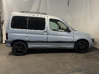 Peugeot Partner Partner Combispace MPV 1.6 16V (TU5JP4(NFU)) [80kW]  (07-2001/03-2008)= picture 7