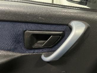 Peugeot Partner Partner Combispace MPV 1.6 16V (TU5JP4(NFU)) [80kW]  (07-2001/03-2008)= picture 21