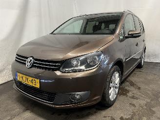 Voiture accidenté Volkswagen Touran Touran (1T3) MPV 1.2 TSI (CBZB) [77kW]  (05-2010/08-2015) 2013/5