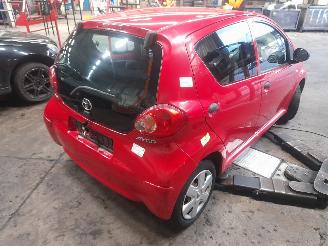 Toyota Aygo Aygo (B10) Hatchback 1.0 12V VVT-i (1KR-FE) [50kW]  (07-2005/05-2014) picture 3