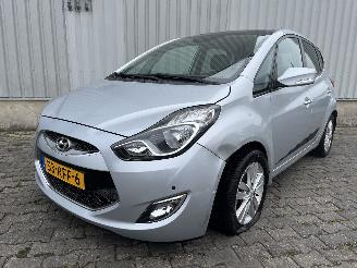 uszkodzony samochody osobowe Hyundai Ix20 iX20 (JC) SUV 1.6i 16V (G4FC-G) [92kW]  (11-2010/07-2019) 2011/5