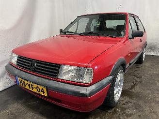 Vaurioauto  passenger cars Volkswagen Polo Polo II Coupé (86) Hatchback 3-drs 1.3 (NZ) [40kW]  (07-1987/08-1994=
) 1994/3