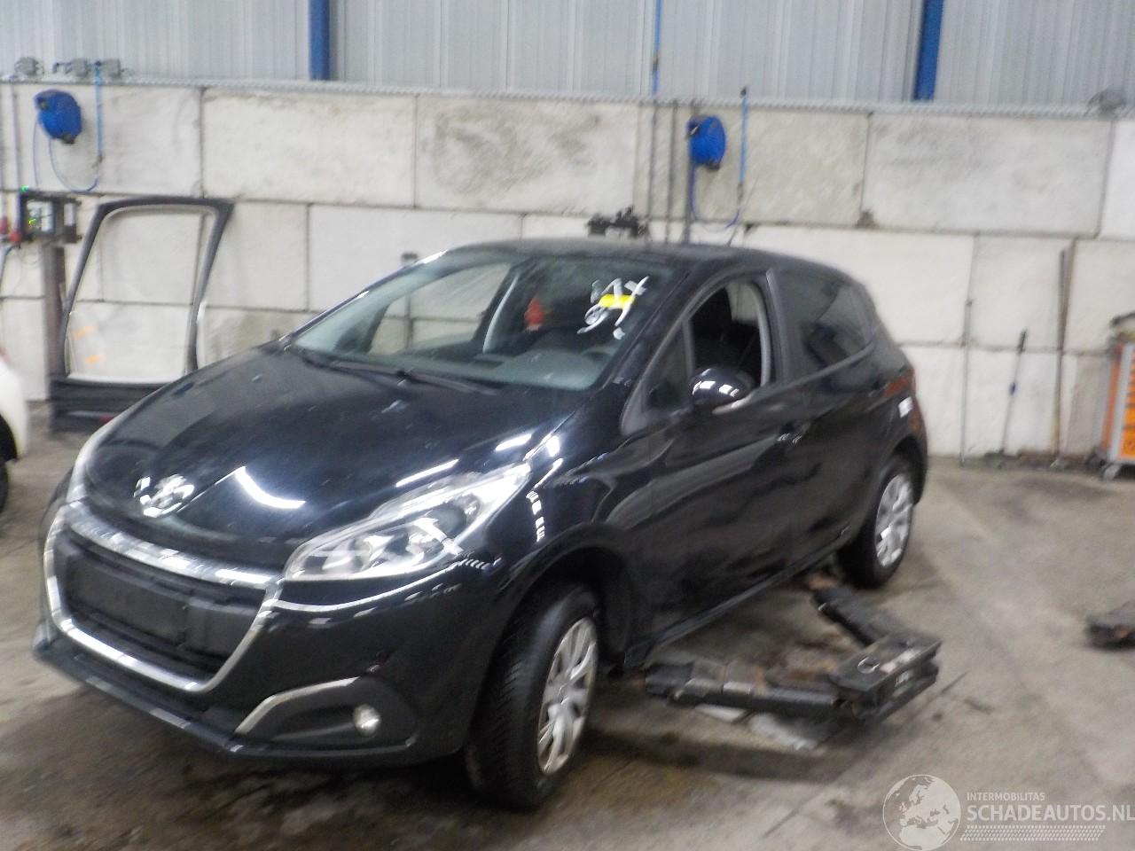 Peugeot 208 208 I (CA/CC/CK/CL) Hatchback 1.2 Vti 12V PureTech 82 (EB2F(HMZ)) [60k=
W]  (03-2012/12-2019)