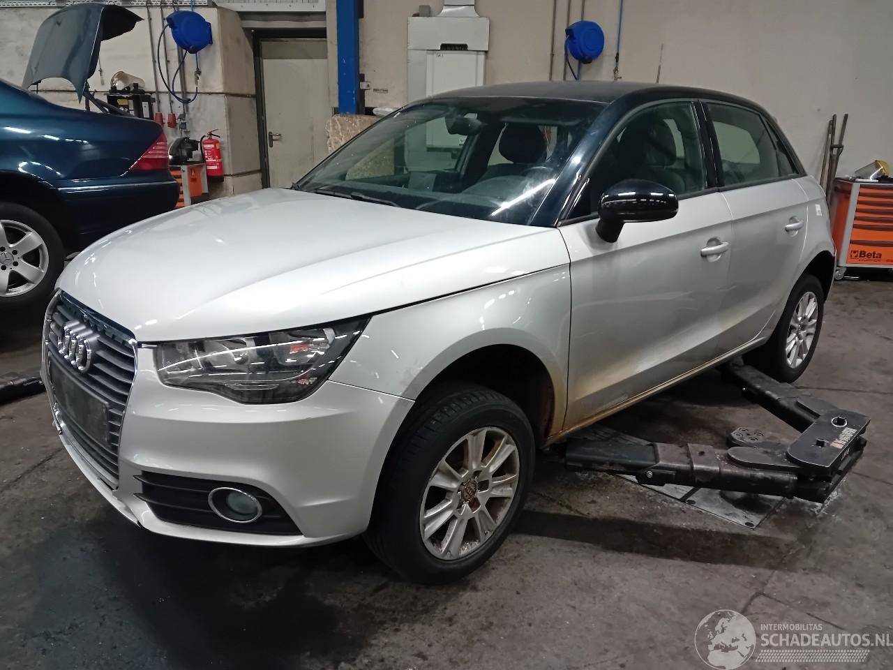 Audi A1 A1 Sportback (8XA/8XF) Hatchback 5-drs 1.4 TFSI 16V 122 (CAXA(Euro 5))=
 [90kW]  (11-2011/04-2015)