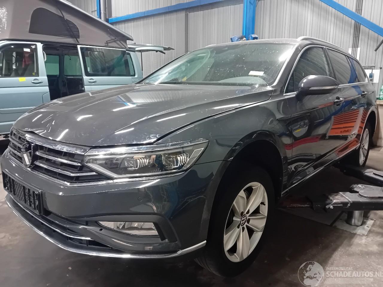 Volkswagen Passat Passat Variant (3G5) Combi 2.0 R 16V 4Motion (DNFE) [206kW]  (05-2015/=
03-2024)