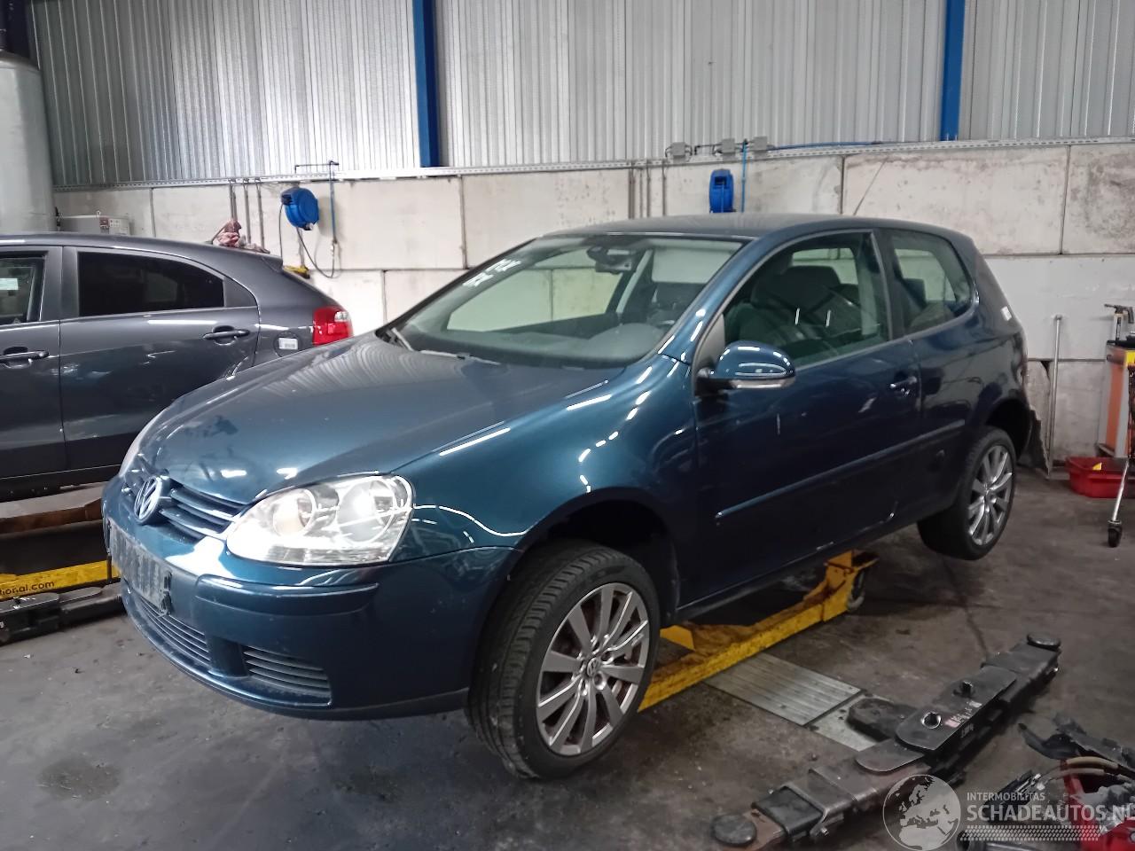 Volkswagen Golf Golf V (1K1) Hatchback 1.6 FSI 16V (BLF(Euro 4)) [85kW]  (10-2003/07-2=
008)