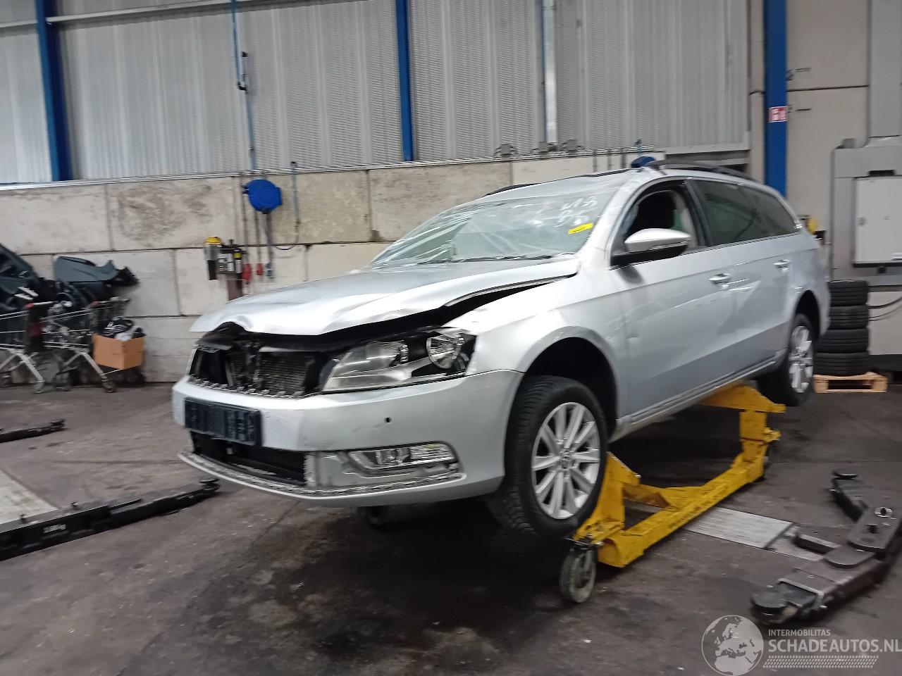 Volkswagen Passat Passat Variant (365) Combi 1.4 TSI 16V (CAXA(Euro 5)) [90kW]  (08-2010=
/12-2014)