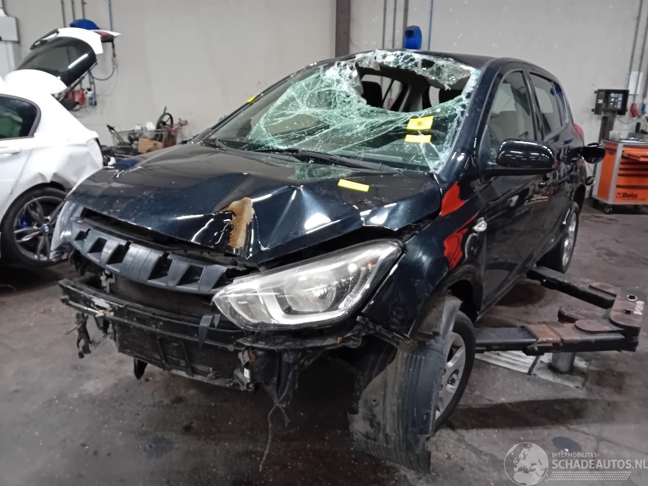Hyundai I-20 i20 Hatchback 1.2i 16V (G4LA) [63kW]  (03-2012/12-2015)