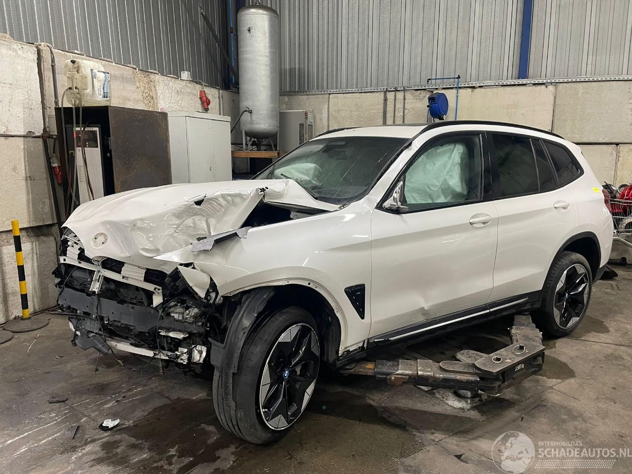 BMW iX3 iX3 SUV 80 kWh (HA0001N0) [210kW]  (09-2020/...)