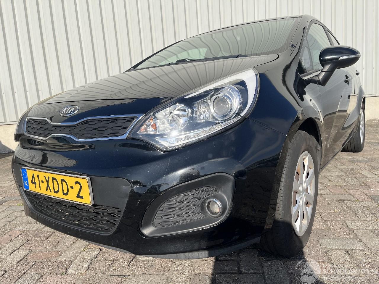 Kia Rio Rio III (UB) Hatchback 1.1 CRDi VGT 12V (D3FA) [55kW]  (09-2011/12-201=
7)