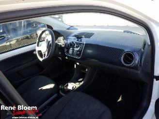 Volkswagen Up! 1.0 BMT Move Up 5drs Airco picture 10