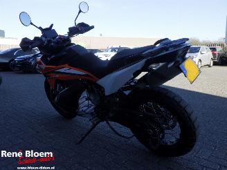 KTM  890 Adventure S picture 5