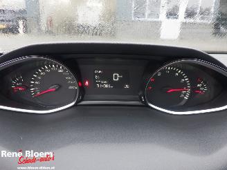Peugeot 308 1.2 Puretech 110pk picture 12