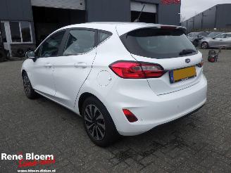 Ford Fiesta 1.0 Ecoboost Hybrid Titanium picture 2
