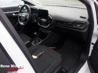 Ford Fiesta 1.0 Ecoboost Hybrid Titanium picture 10