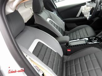 Citroën C4 X 1.2 Hybrid 145pk Max Automaat picture 11