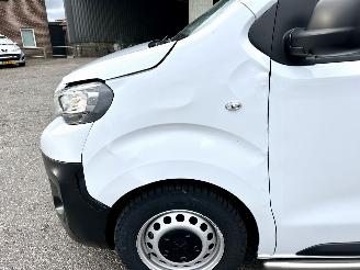 Peugeot Expert Gereserveerd 1.5 BlueHDI 102pk 6-bak 100 S&S L3 Extra lang - nap - 3 persoons - camera - airco - cruise - pdc picture 13