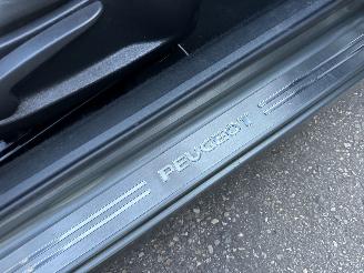 Peugeot 207 CC 1.6 VTi 120pk automaat Roland Garros - nap - clima - cruise - pdc - bi color leer - 4x nieuwe banden picture 40