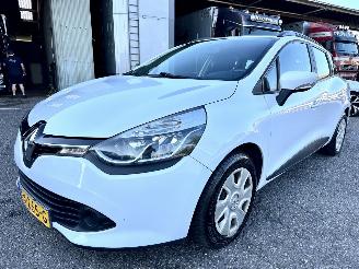 Renault Clio Estate 1.5 dCi 90pk ECO Expr - 142dkm nap - nw distr.riem 118dkm - navi - airco - cruise - pdc - trekh picture 2