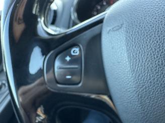 Renault Clio Estate 1.5 dCi 90pk ECO Expr - 142dkm nap - nw distr.riem 118dkm - navi - airco - cruise - pdc - trekh picture 16