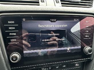 Skoda Octavia 1.0 TSI 115pk 6-bak Greentech Amb Bus sedan - navi - clima - cruise - pdc v+a - licht + regensensor picture 19