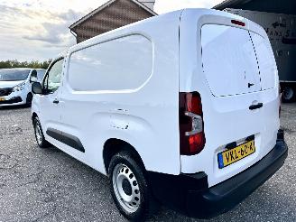 Citroën Berlingo 1.5 BlueHDI 99pk Club XL extra lang - 82dkm nap - navi - airco - cruise - apple carplay - 1e eig - lichtsensor picture 6