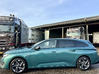 Peugeot 308 1.2 Turbo 131pk 6-bak Allure Pack Bus - 58dkm nap - 360cam - nav - front + line + side assist - keyless - virtual picture 1