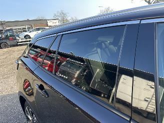 Toyota Corolla Gereserveerd Touring sports 1.8 Hybrid aut Dynamic - nap - keyless - navi - cam - trekh - front + line assist - pdc v+a picture 91