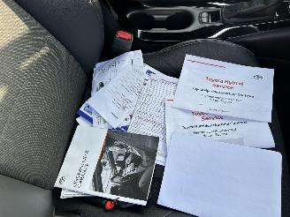 Toyota Corolla Gereserveerd Touring sports 1.8 Hybrid aut Dynamic - nap - keyless - navi - cam - trekh - front + line assist - pdc v+a picture 49