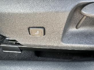 Toyota Corolla Gereserveerd Touring sports 1.8 Hybrid aut Dynamic - nap - keyless - navi - cam - trekh - front + line assist - pdc v+a picture 39