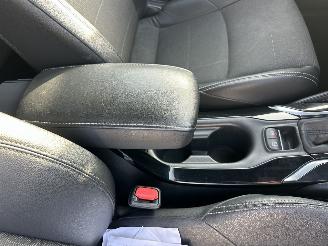 Toyota Corolla Gereserveerd Touring sports 1.8 Hybrid aut Dynamic - nap - keyless - navi - cam - trekh - front + line assist - pdc v+a picture 43