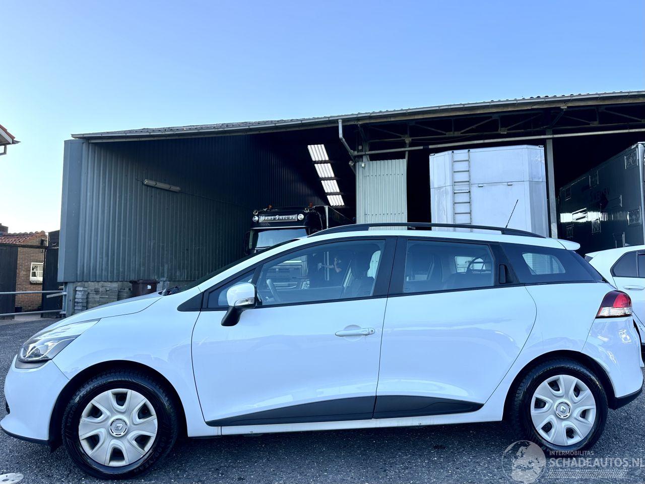 Renault Clio Estate 1.5 dCi 90pk ECO Expr - 142dkm nap - nw distr.riem 118dkm - navi - airco - cruise - pdc - trekh