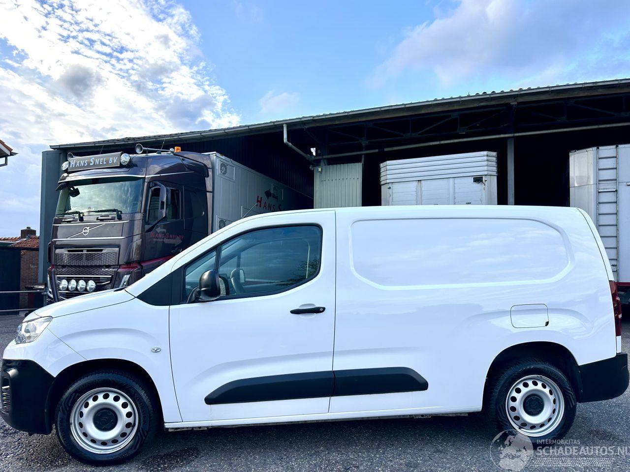 Citroën Berlingo 1.5 BlueHDI 99pk Club XL extra lang - 82dkm nap - navi - airco - cruise - apple carplay - 1e eig - lichtsensor