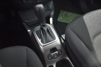 Jeep Renegade 1.3 DDCT Limitid 150Pk *Navi/Clima picture 11