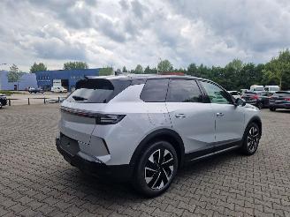 Opel Grandland 1.2 Turbo Hybrid Edition | Techpack picture 3