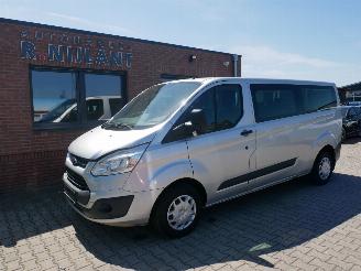 skadebil auto Ford Transit CUSTOM TREND L2 9 PERSOONS.3e VERSNELLING KRAAKT. 2016/7